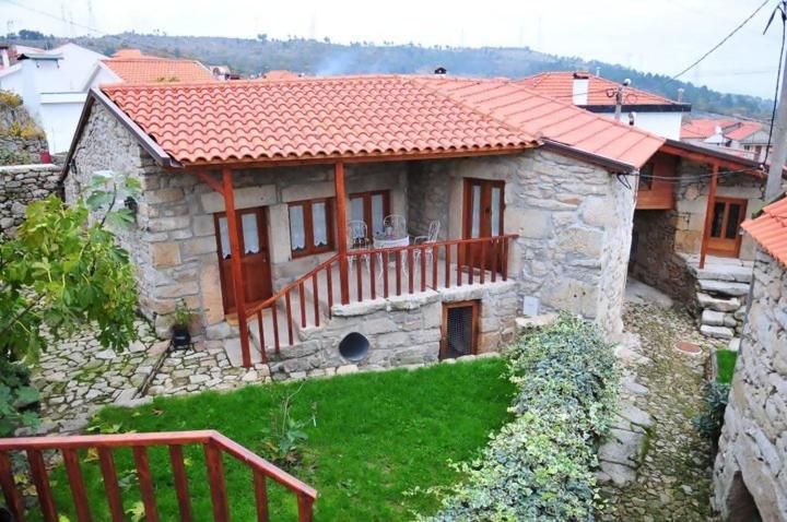 Outros Tempos Turismo De Aldeia 4*