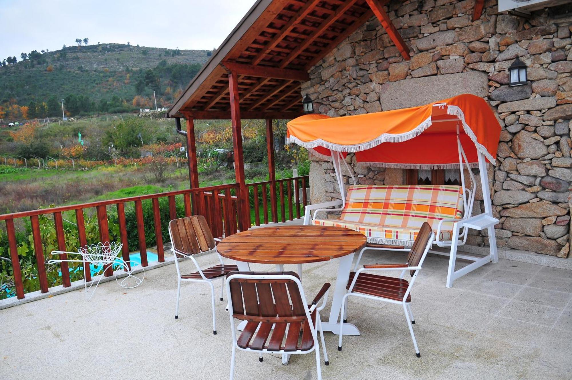 Outros Tempos Turismo De Aldeia 4*