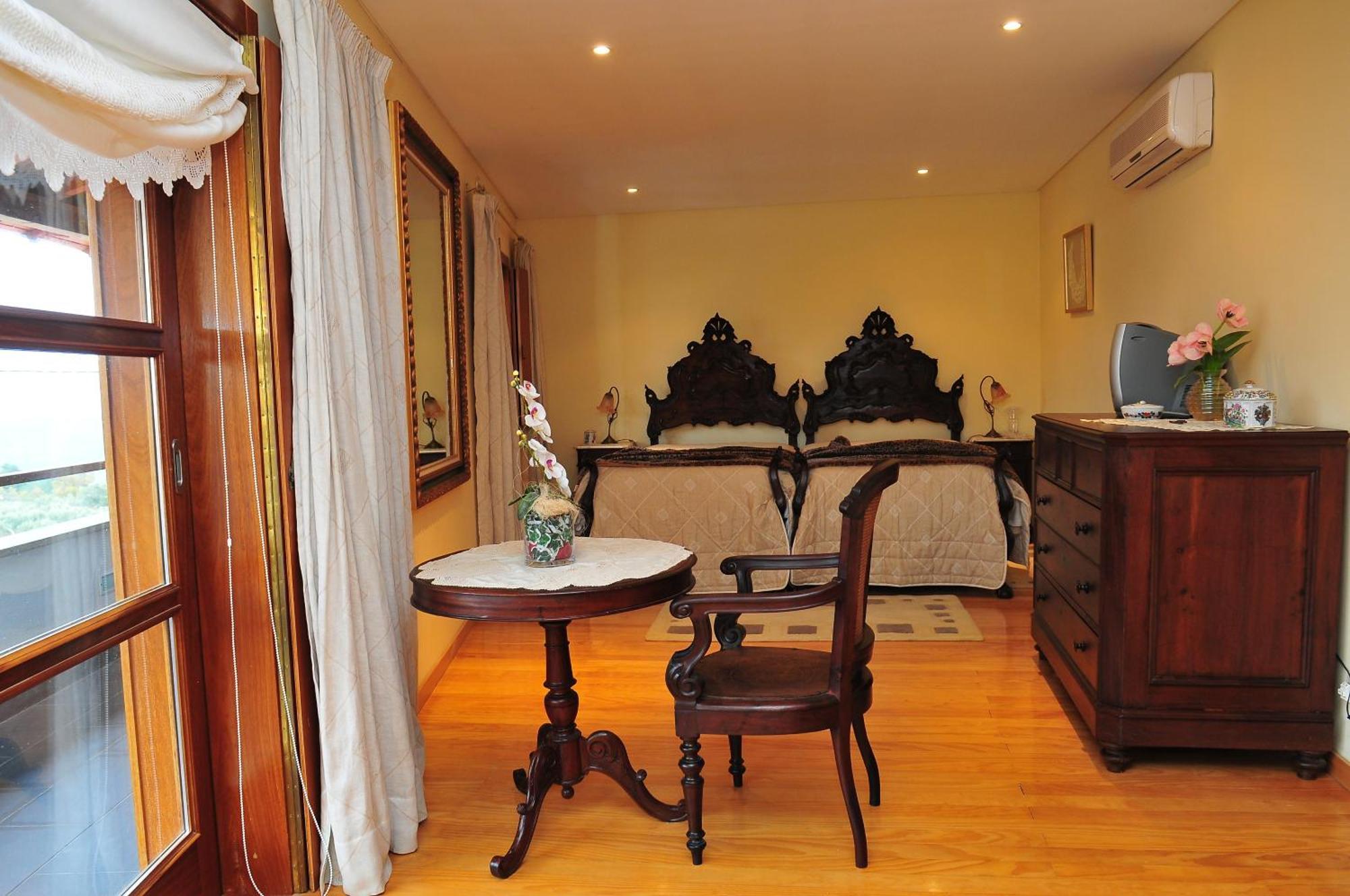 Outros Tempos Turismo De Aldeia Gasthof 4*
